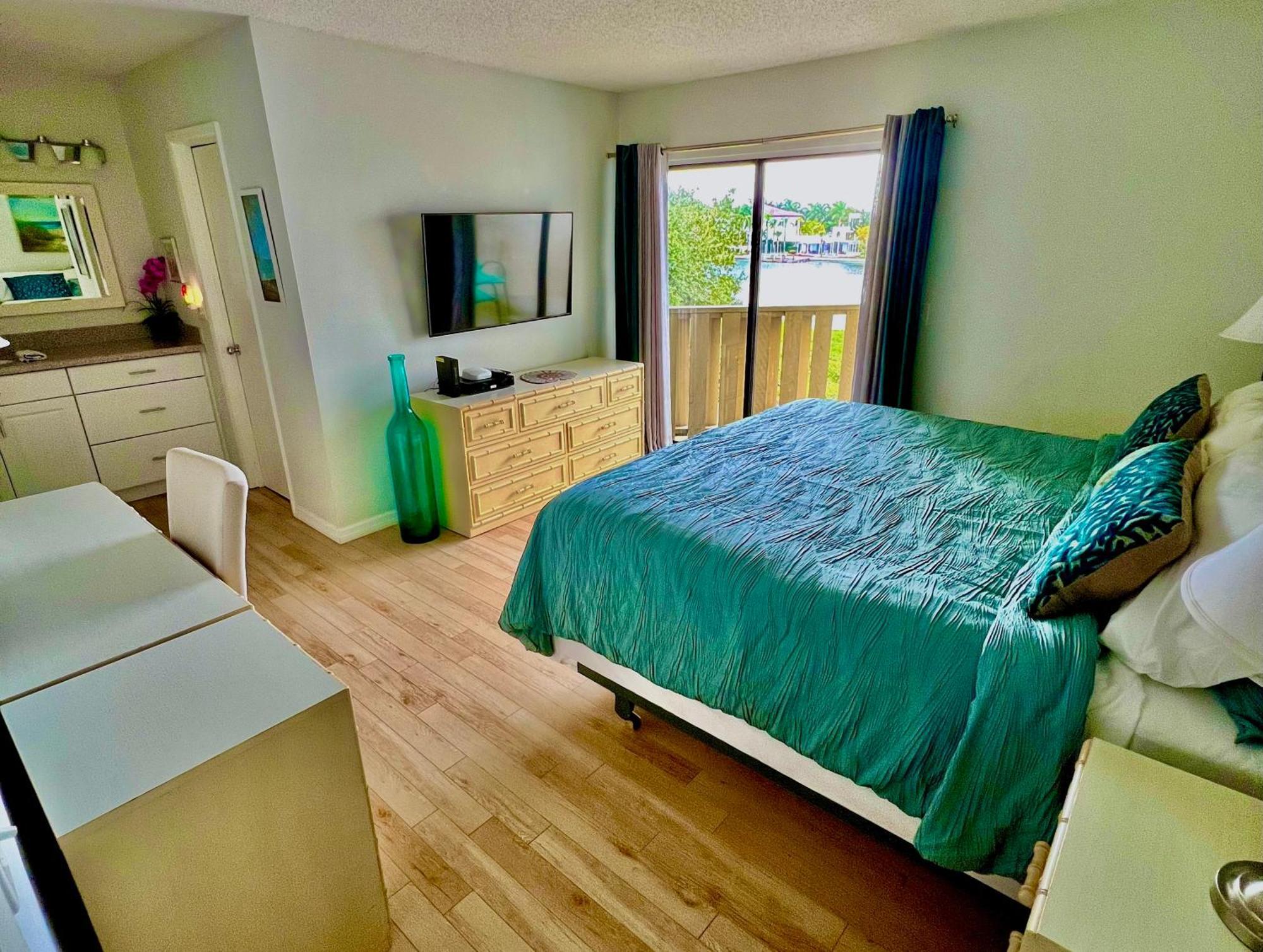 Luxury Waterfront Views - Heated Pool - 1400Sf Duplex - Minutes To The Beach Siesta Key Esterno foto